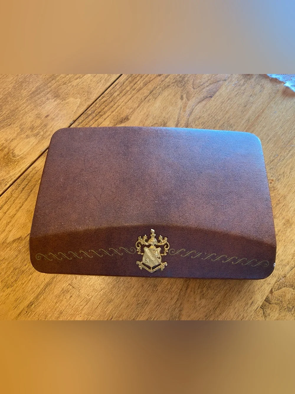 Vintage Shields Fifth Avenue Clamshell Case